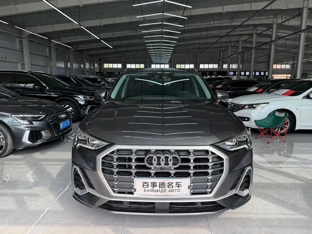 Audi Q3 — фото 9