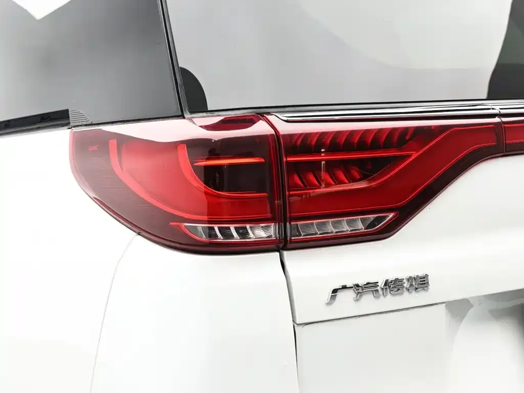 GAC Motor Trumpchi M8 — фото 10
