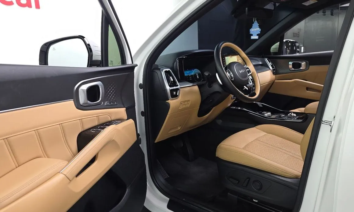 Kia Sorento — фото 7