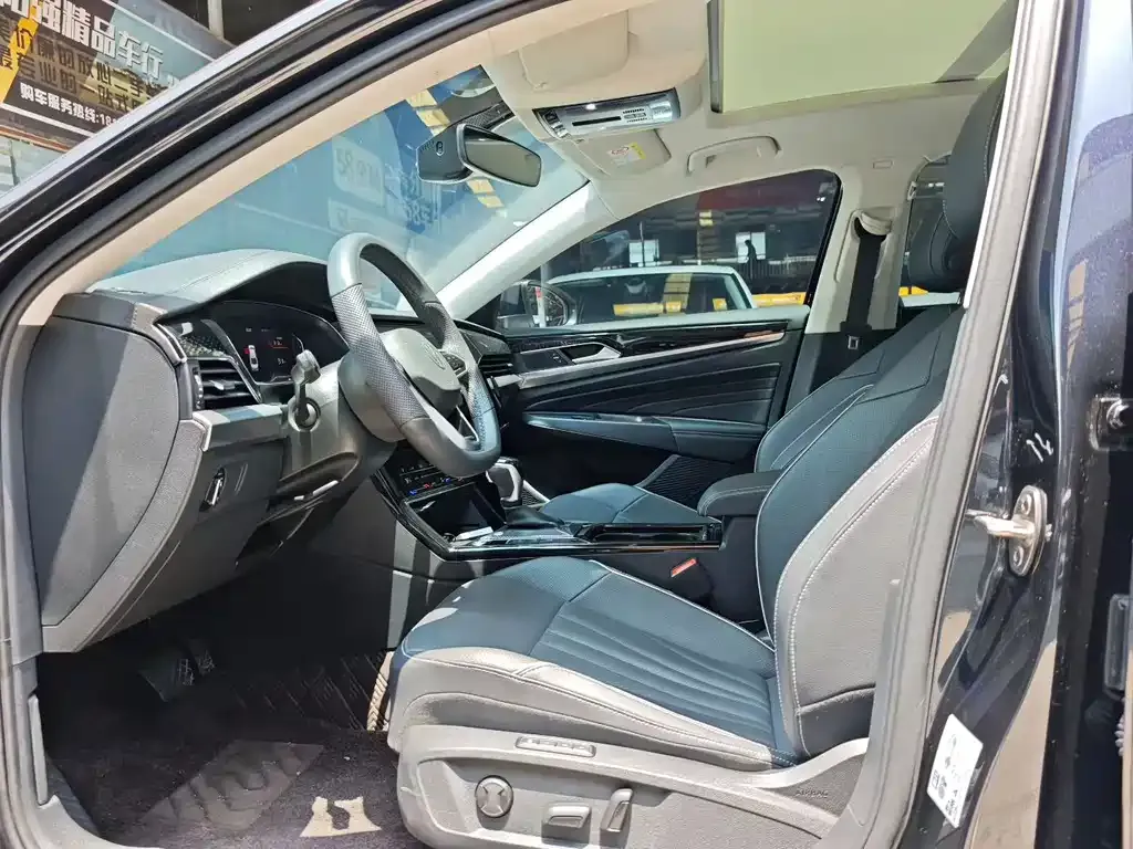 Volkswagen Passat — фото 6