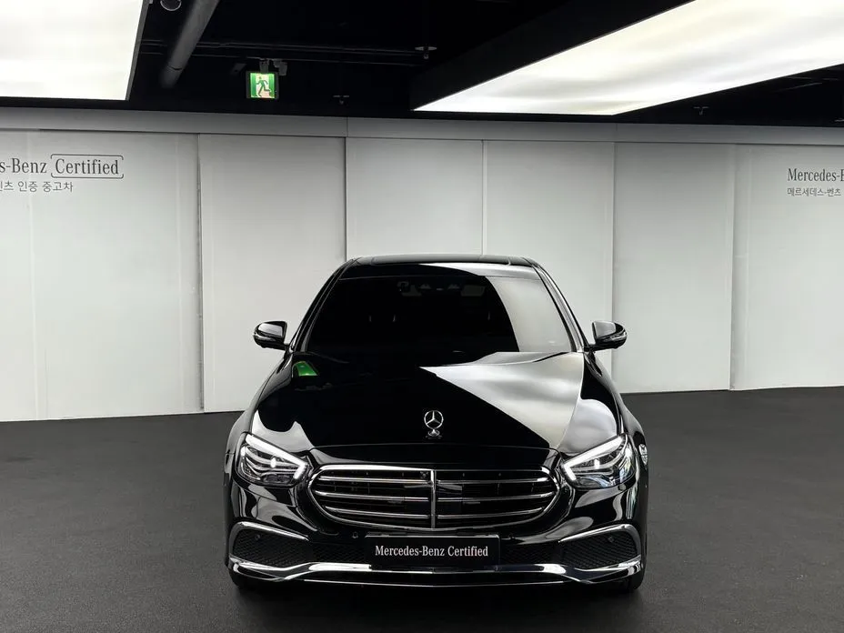 Mercedes-Benz E-Class — фото 3