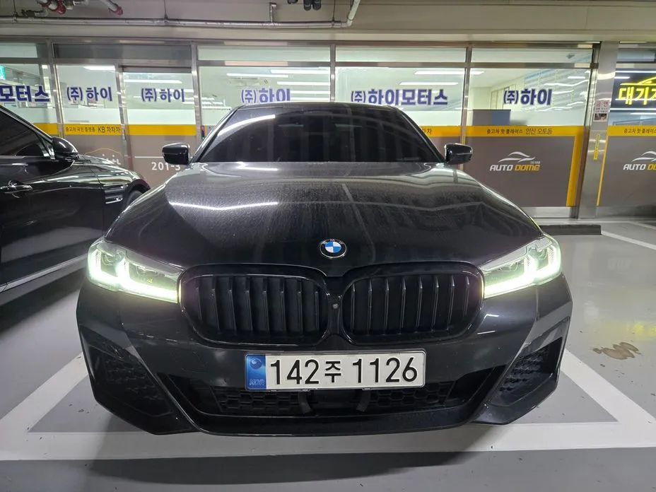 BMW 5-Series — фото 1