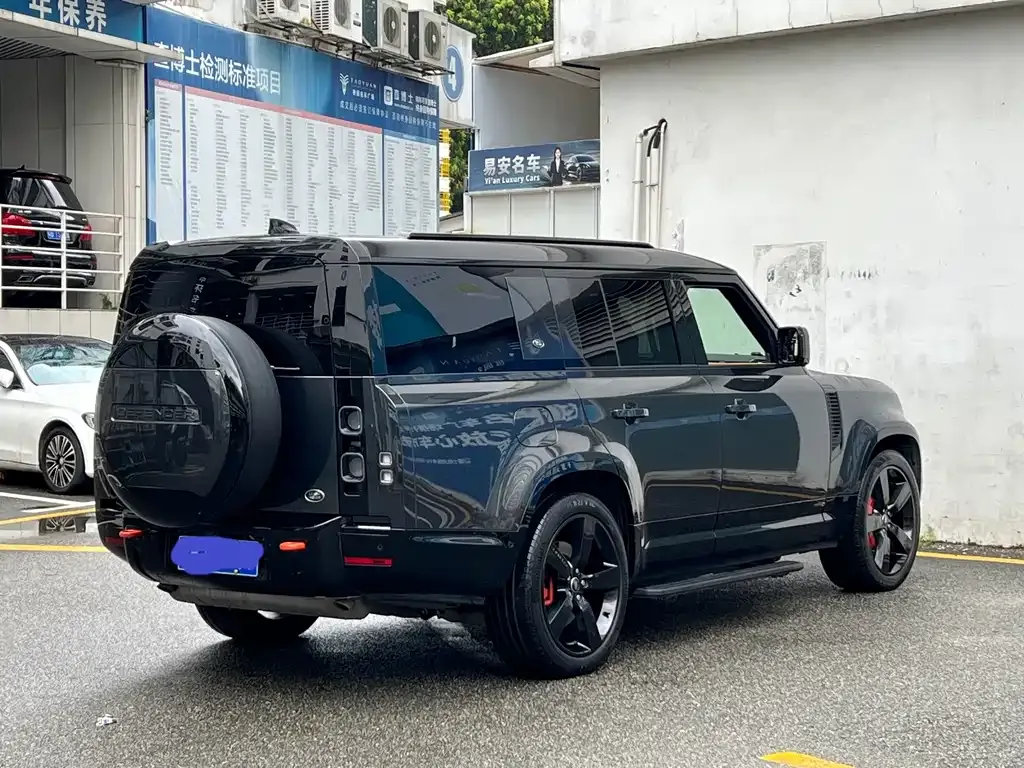 Land Rover Defender — фото 3