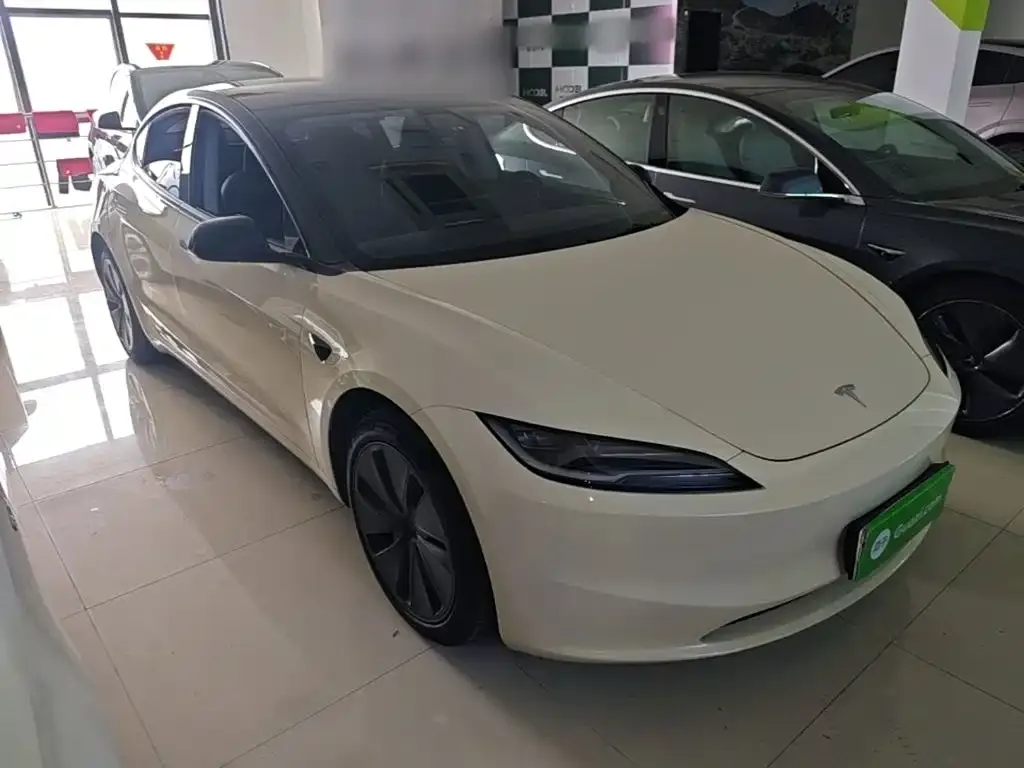 Tesla Model 3 — фото 4