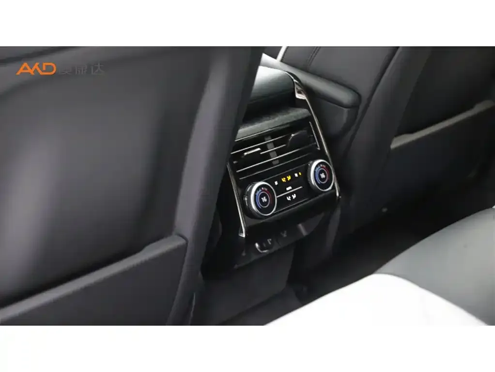 Land Rover Sport PHEV — фото 2