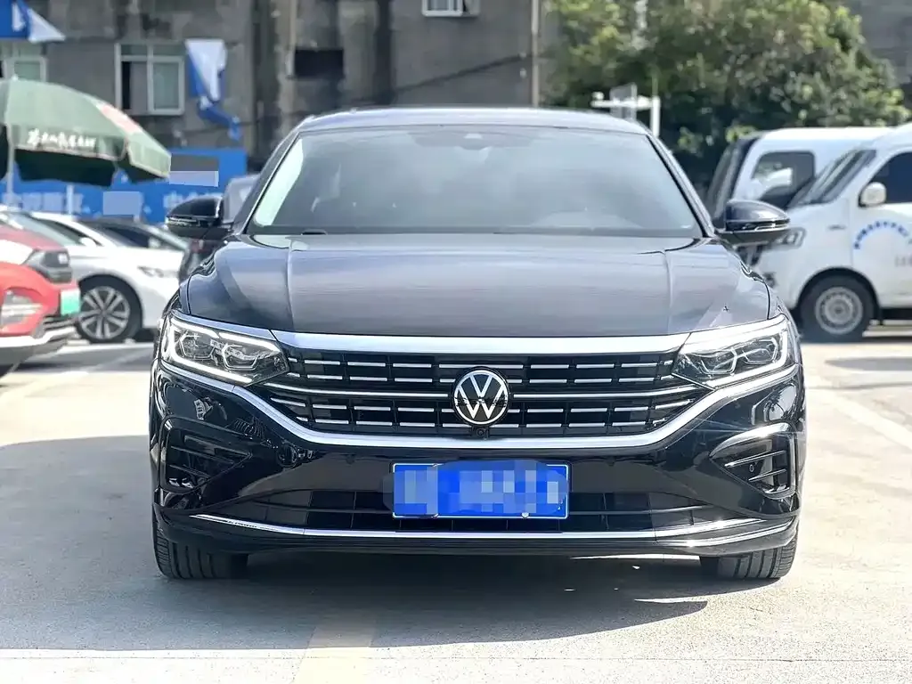 Volkswagen Passat — фото 3