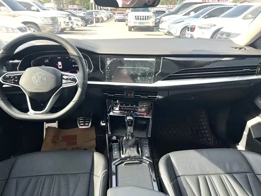Volkswagen Passat — фото 4