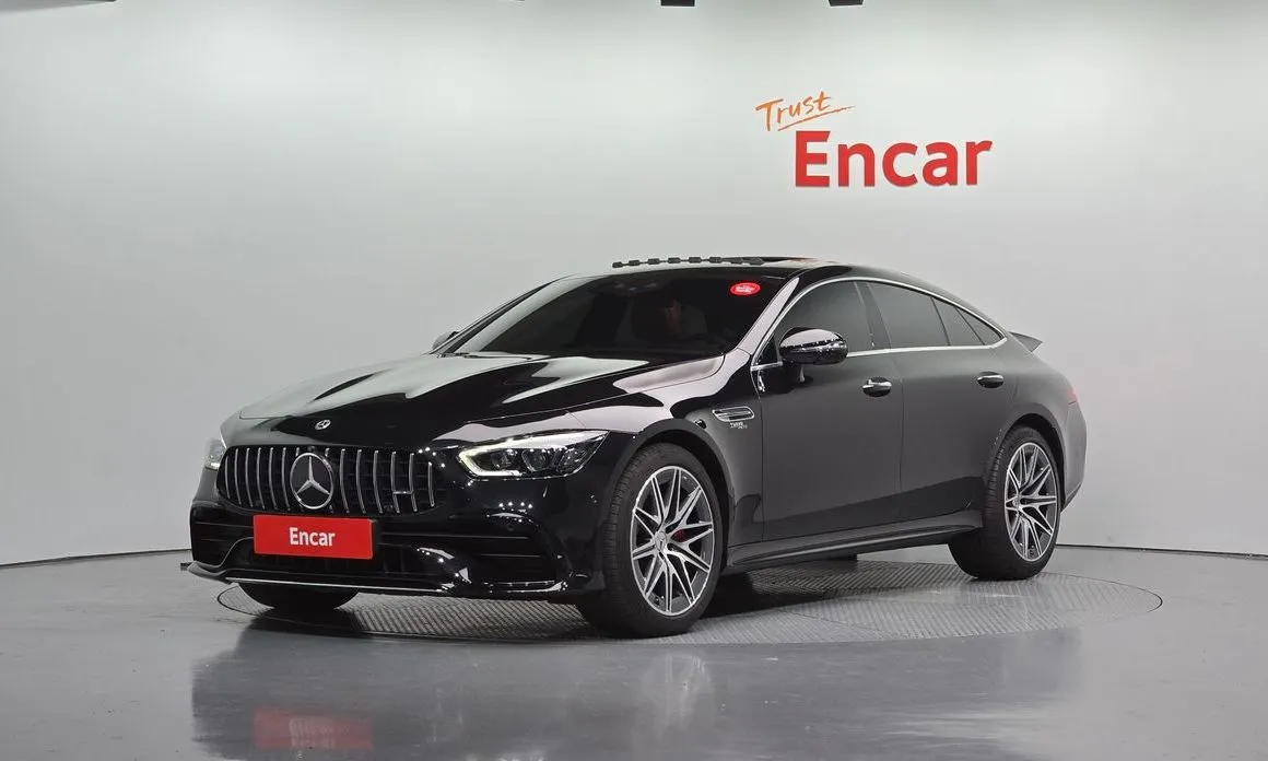 Mercedes-Benz AMG GT — фото 1