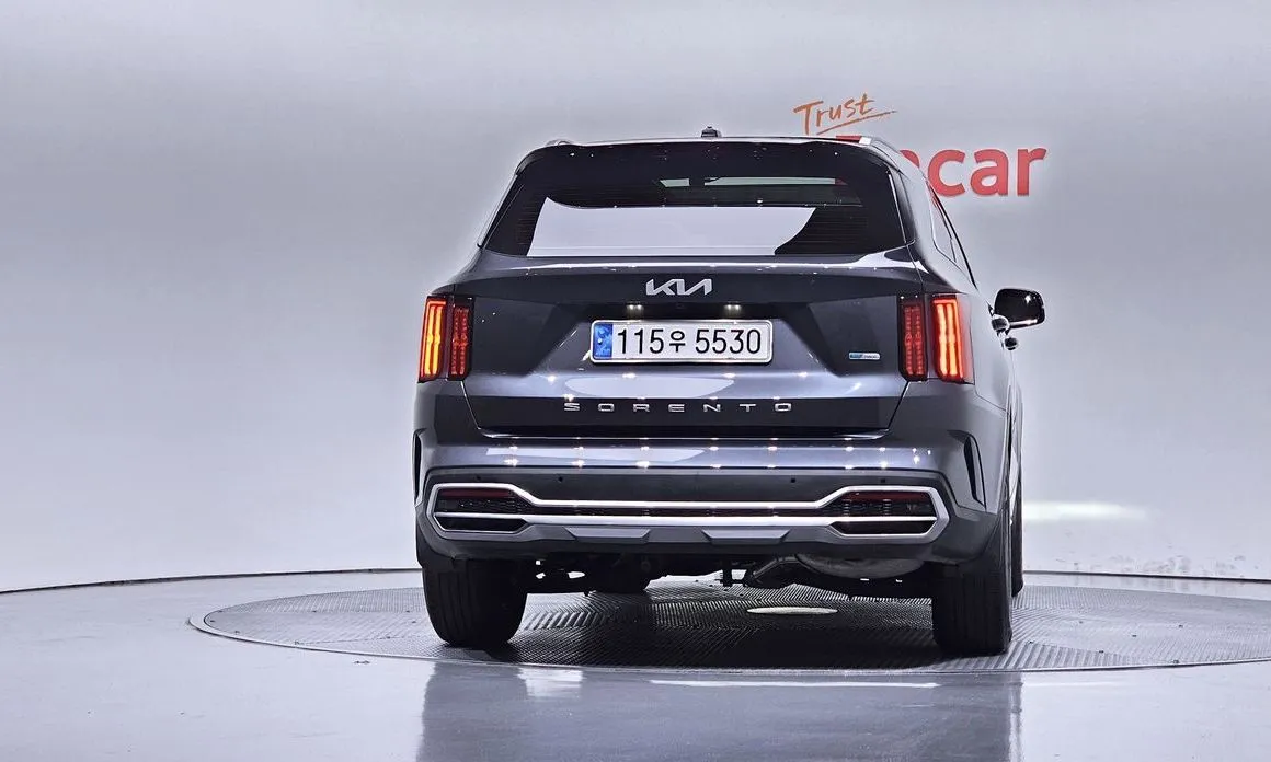 Kia Sorento — фото 9