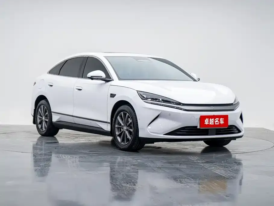 BYD Qin L — фото 7