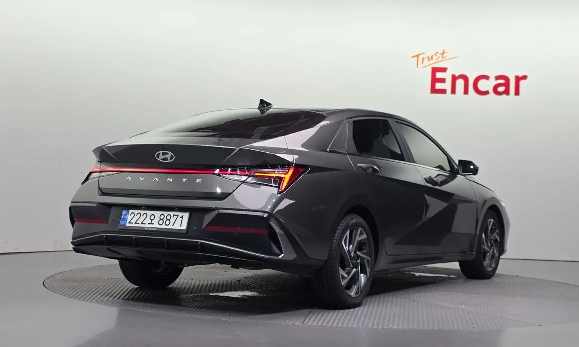 Hyundai AVANTE — фото 2