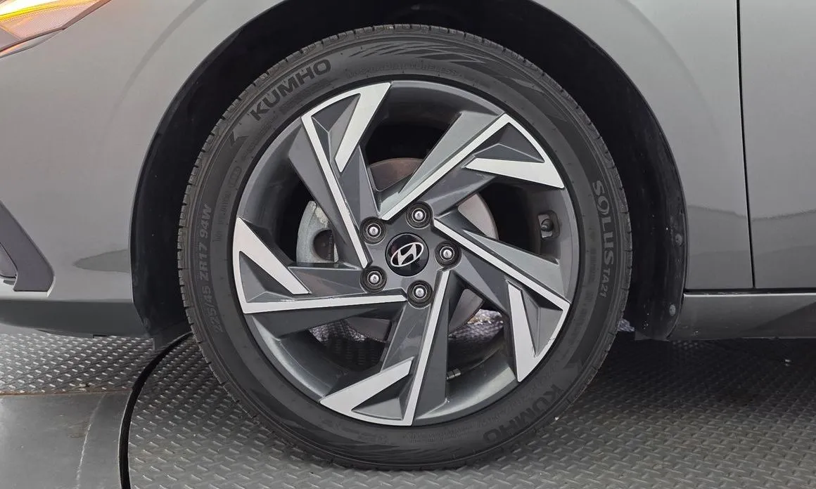 Hyundai AVANTE — фото 9