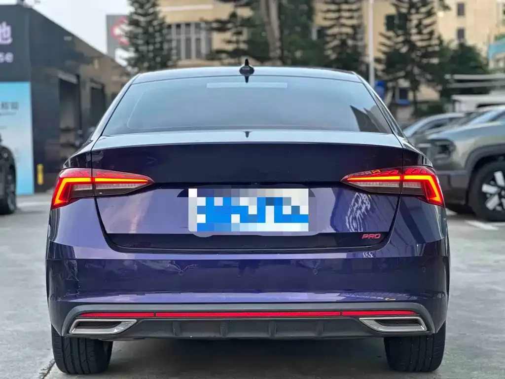 Skoda Octavia — фото 3