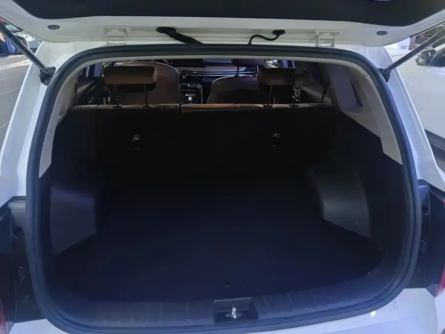 Kia Sportage — фото 9