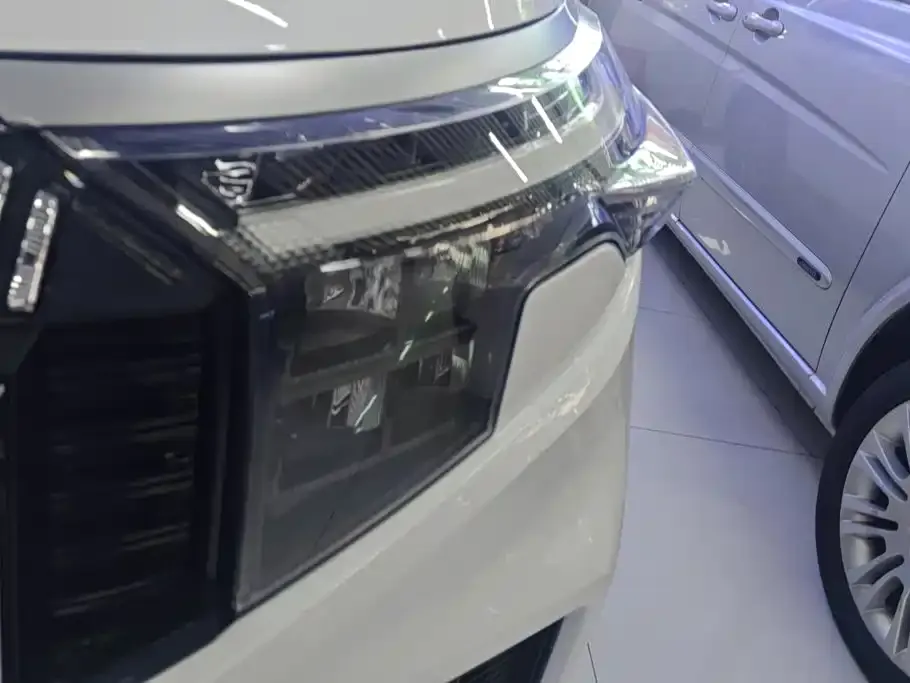 Kia Sportage — фото 10