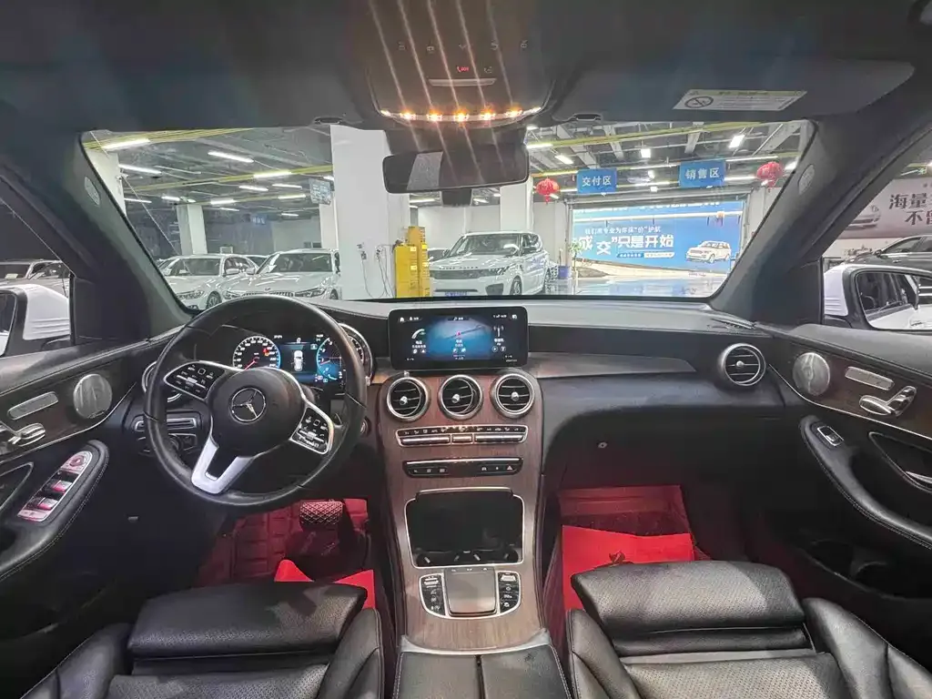 Mercedes-Benz GLC — фото 4
