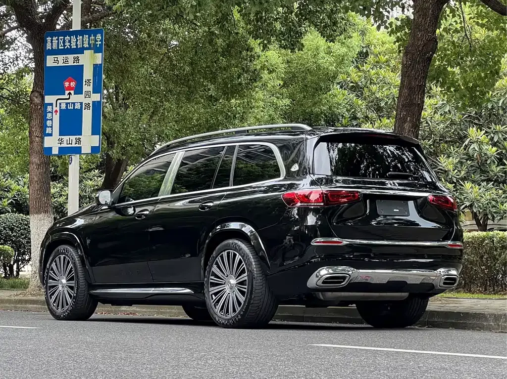 Mercedes-Benz GLS — фото 7