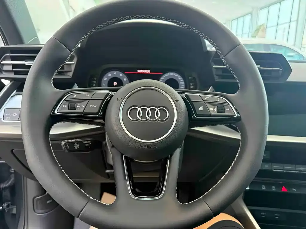 Audi A3 — фото 8