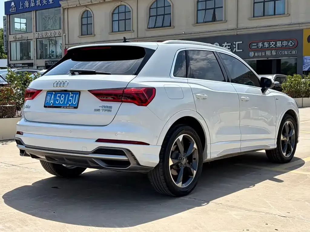Audi Q3 — фото 3