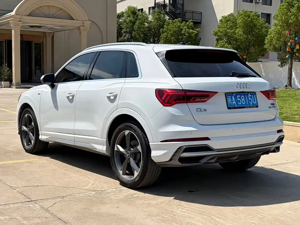 Audi Q3 — фото 4