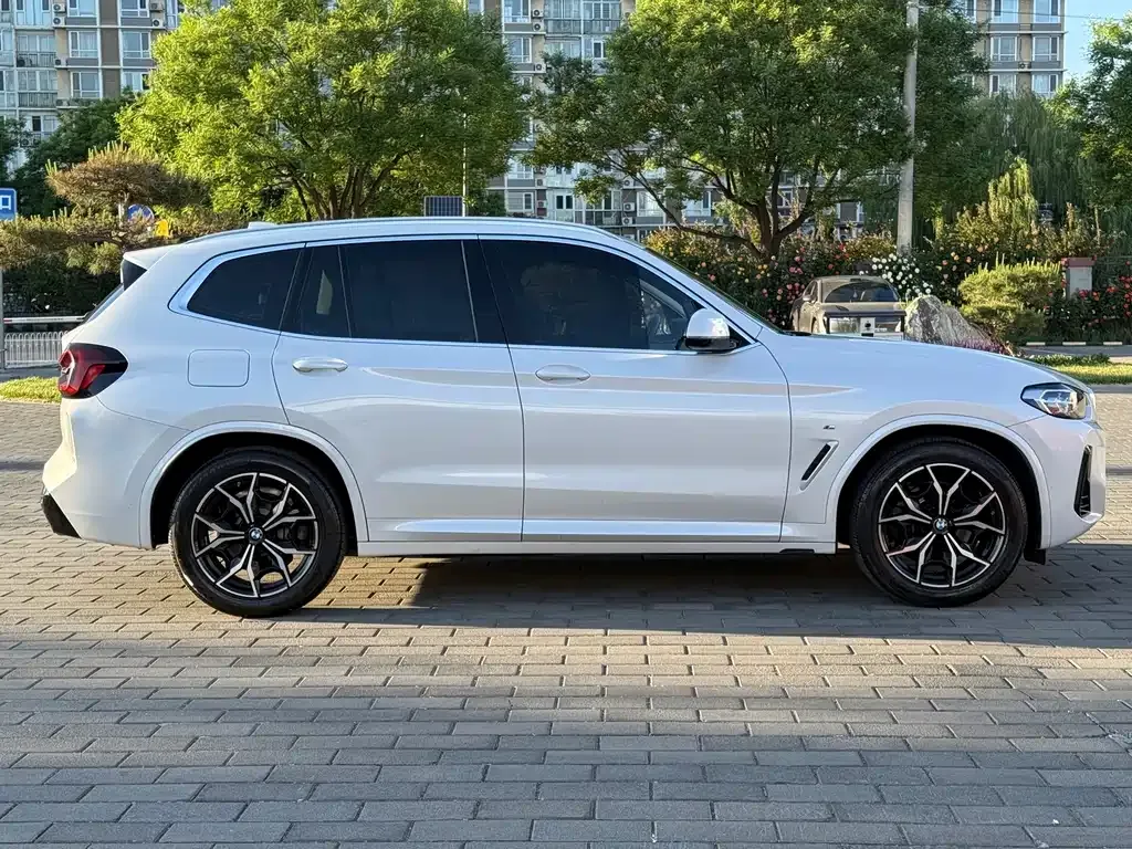 BMW X3 — фото 7