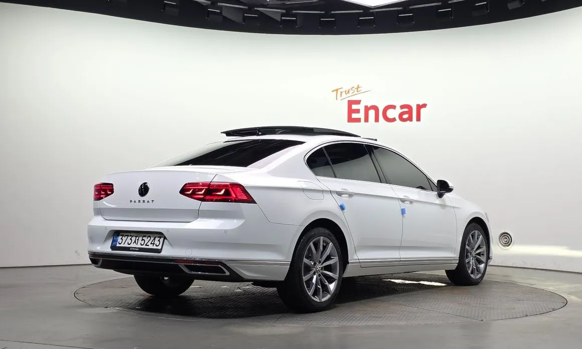 Volkswagen Passat — фото 4