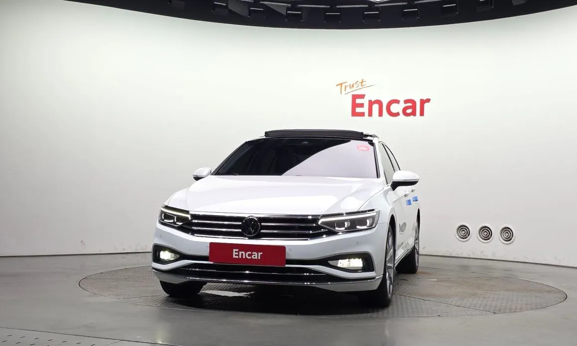 Volkswagen Passat — фото 7