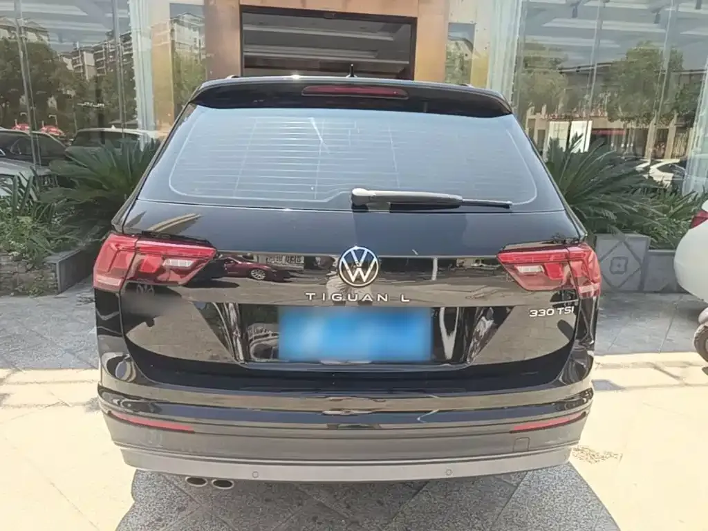 Volkswagen Tiguan L — фото 4