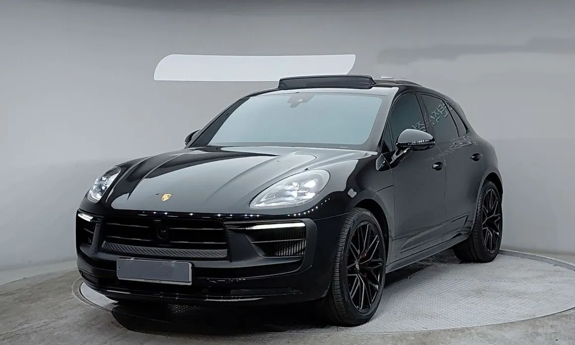 Porsche Macan — фото 1