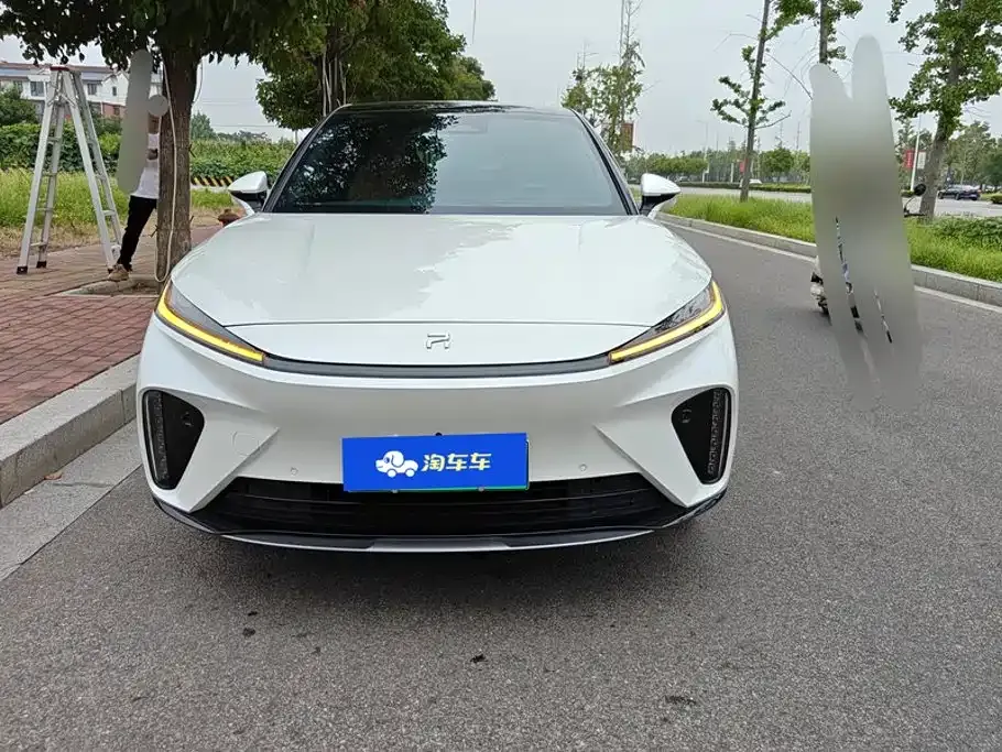 Roewe Feifan R7 — фото 10