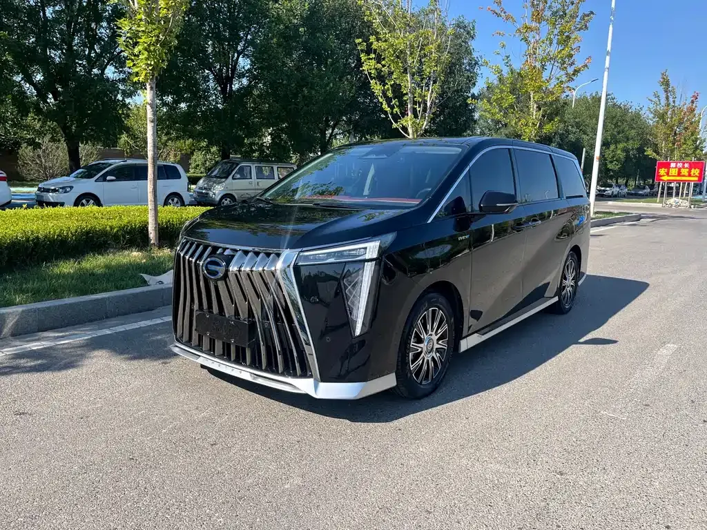 GAC Motor Trumpchi E9 — фото 1