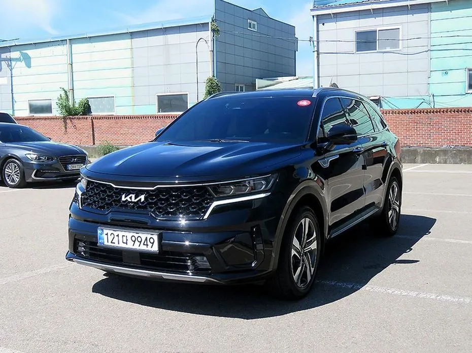 Kia Sorento — фото 1