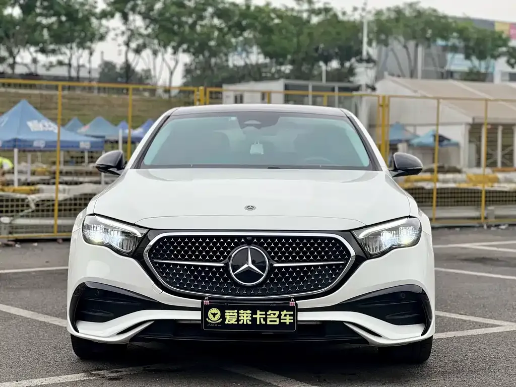 Mercedes-Benz E-Class (Import) — фото 2