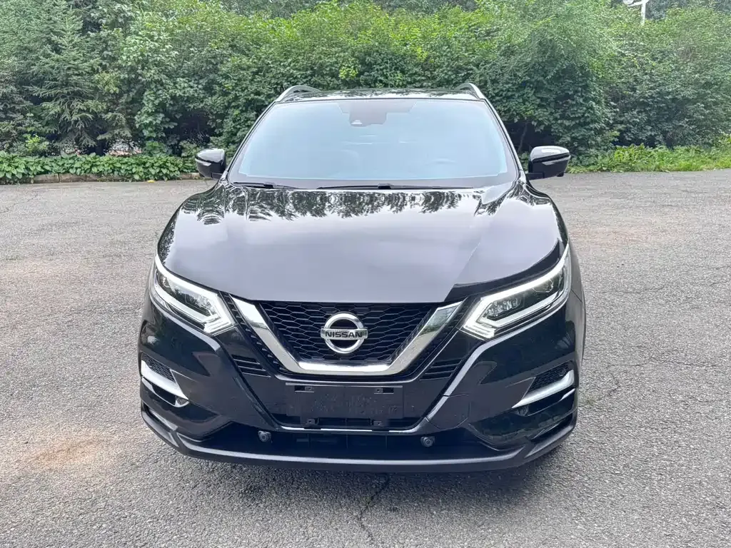 Nissan Qashqai — фото 8