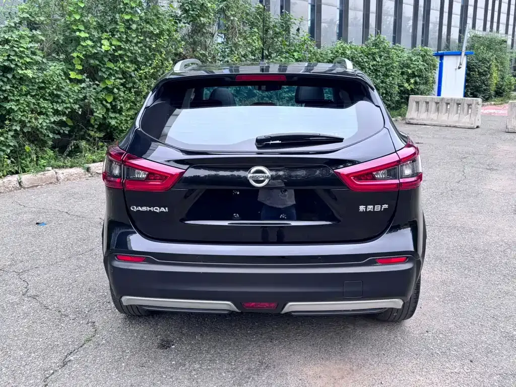 Nissan Qashqai — фото 6