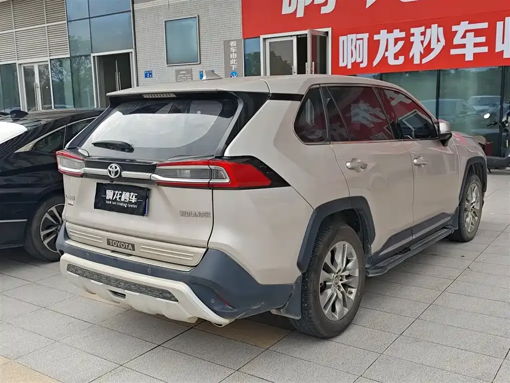 Toyota Wildlander — фото 2