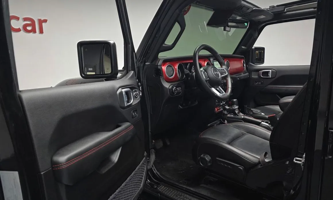 Jeep Wrangler — фото 6
