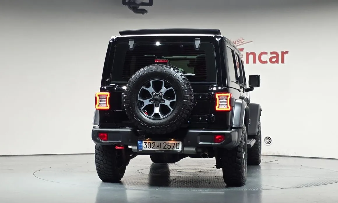 Jeep Wrangler — фото 3