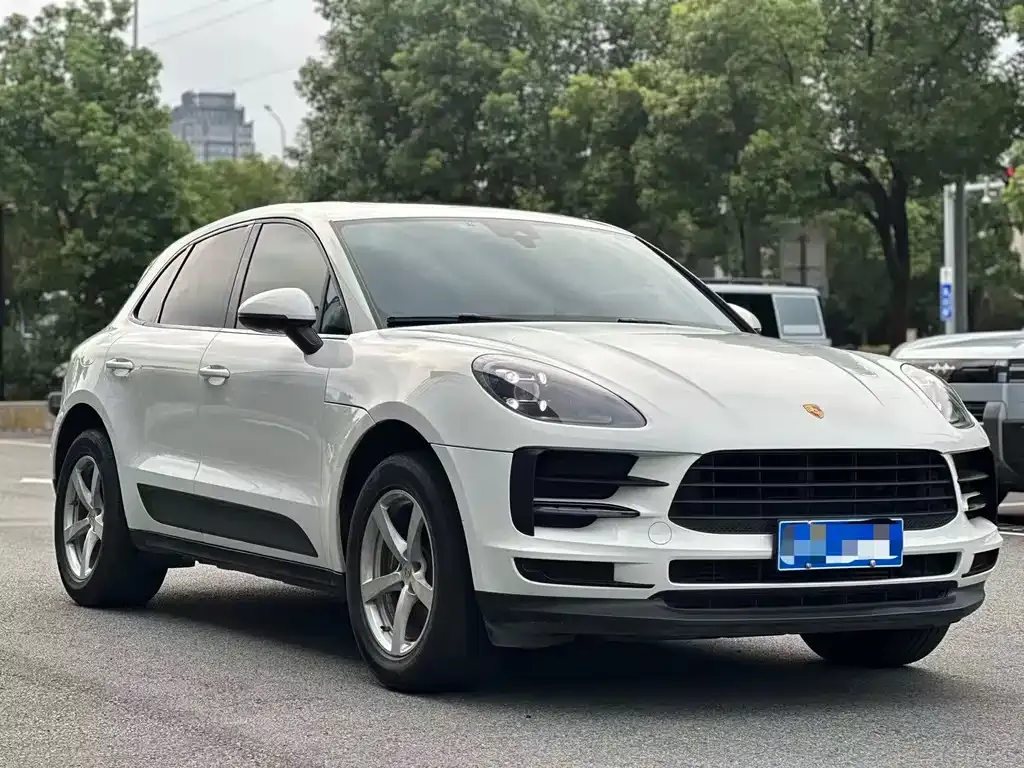 Porsche Macan — фото 9