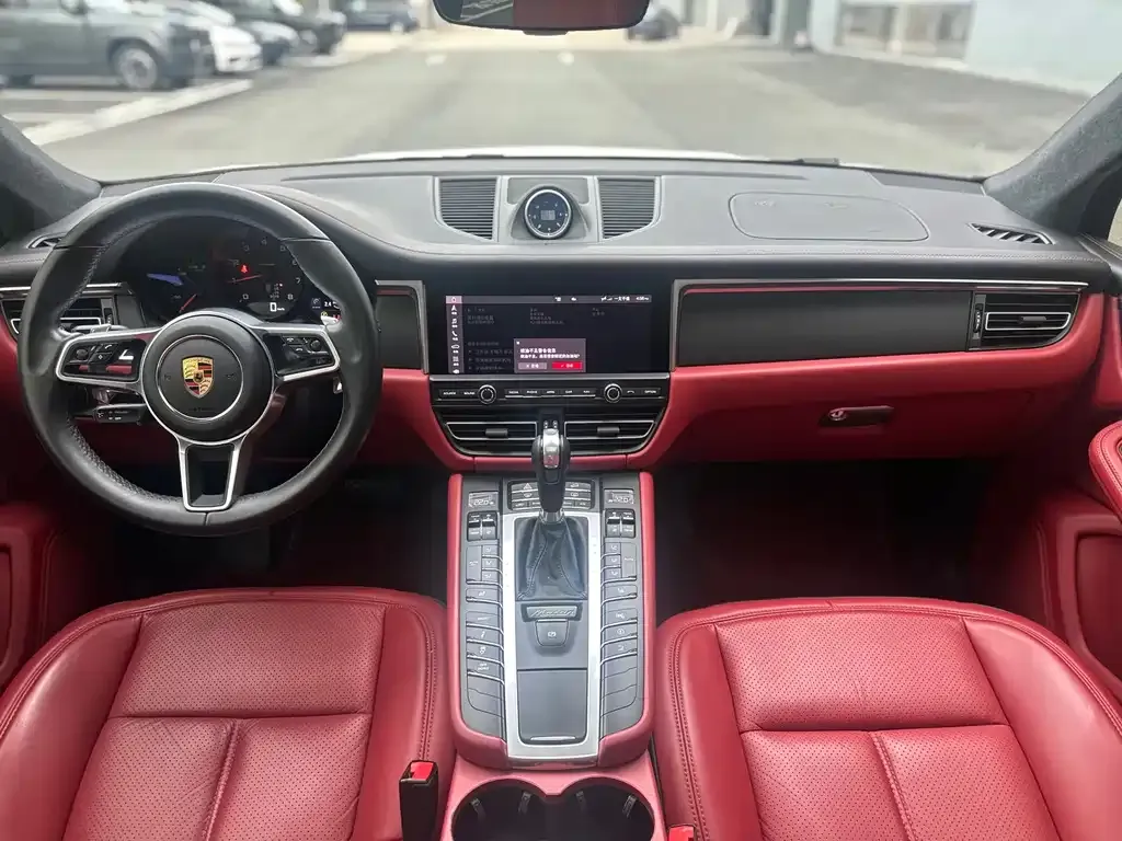 Porsche Macan — фото 4