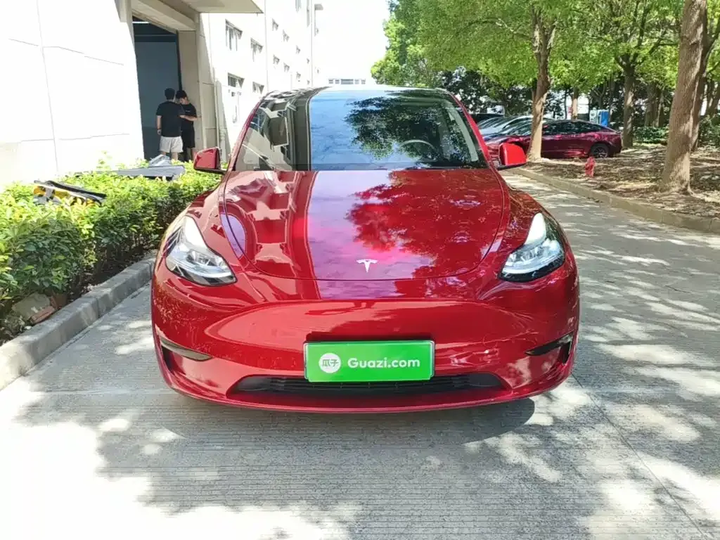 Tesla Model Y — фото 7