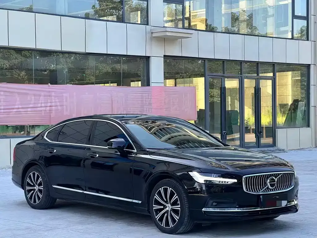 Volvo S90 — фото 4