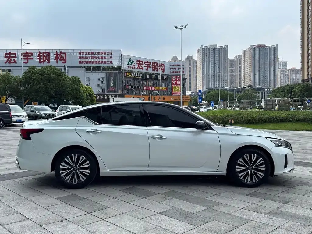 Nissan Teana — фото 3