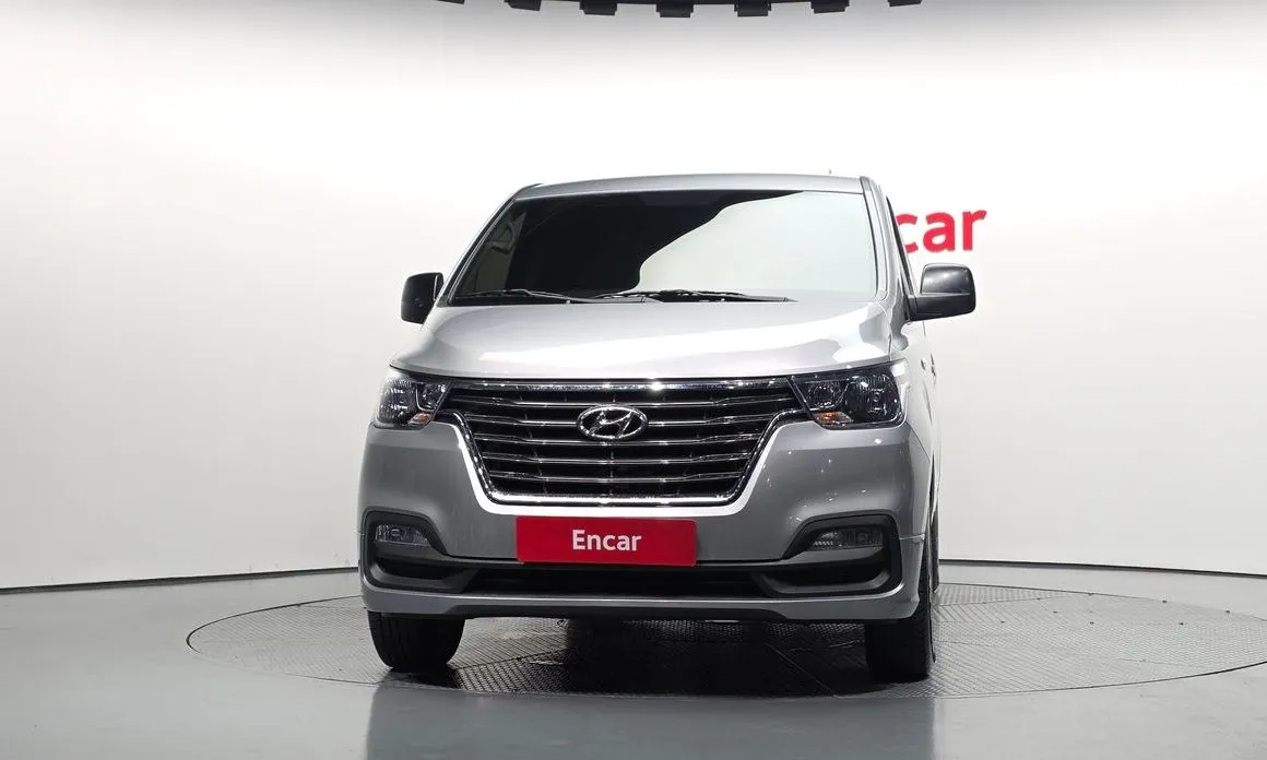 Hyundai Starex — фото 4