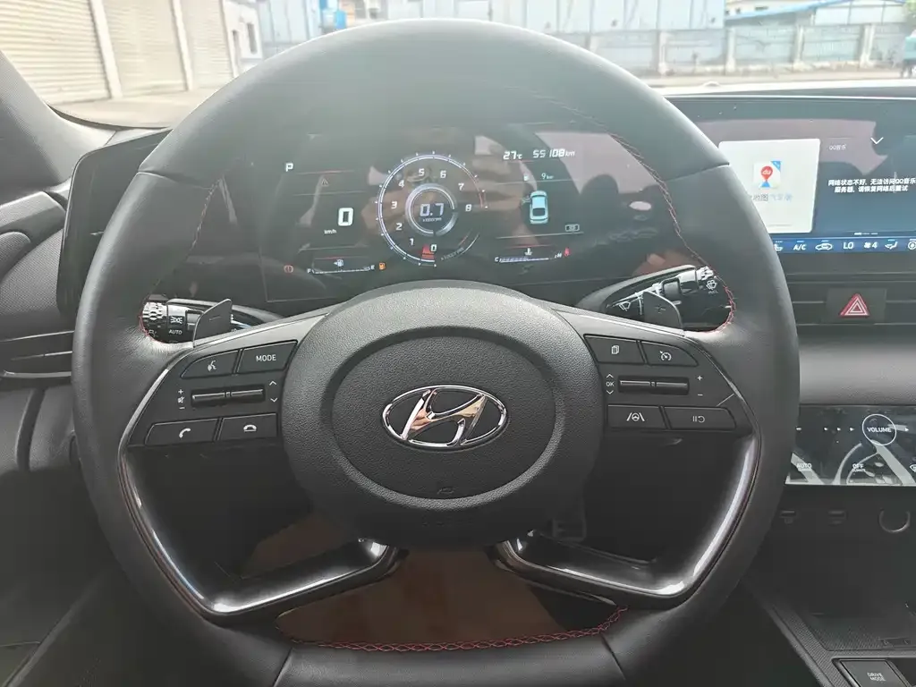 Hyundai Elantra — фото 9