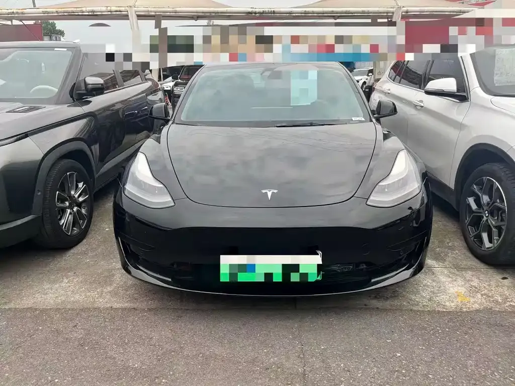 Tesla Model 3 — фото 8