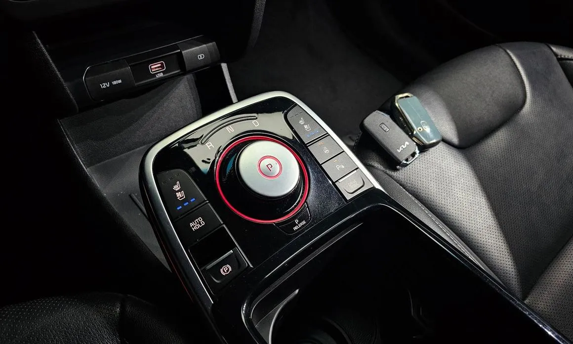 Kia Niro — фото 6
