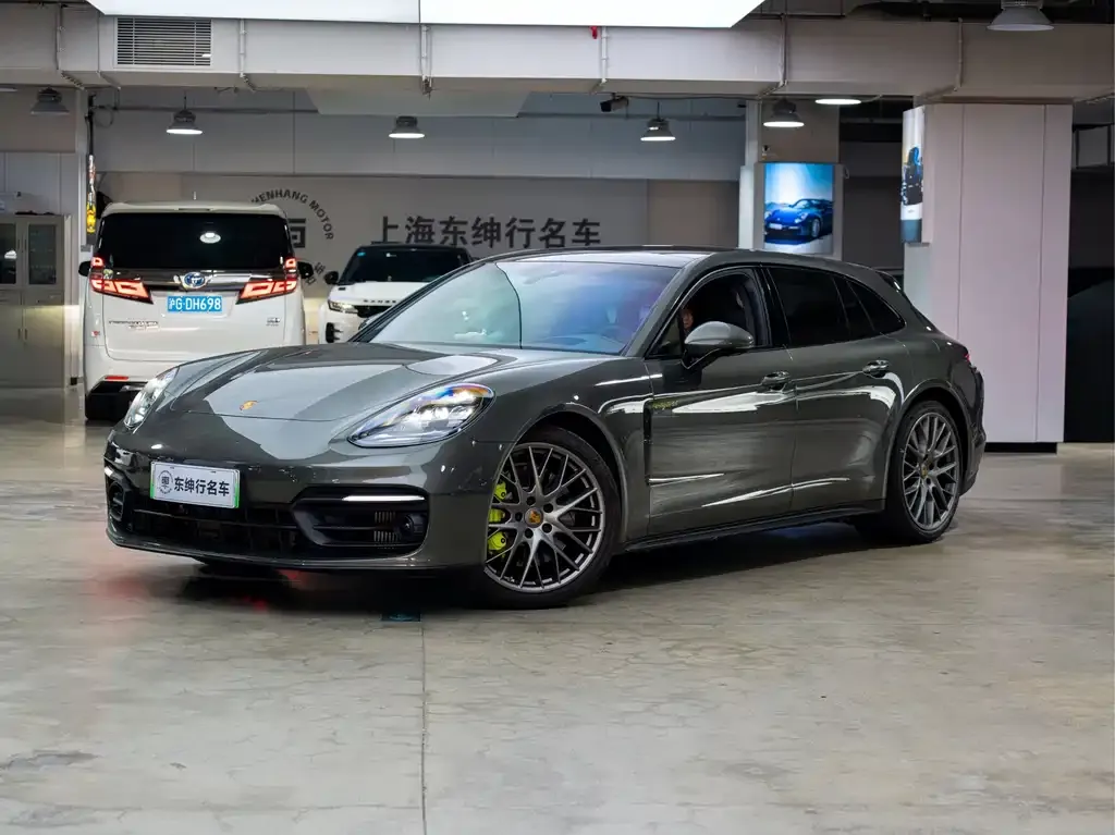 Porsche Panamera Hybrid — фото 1