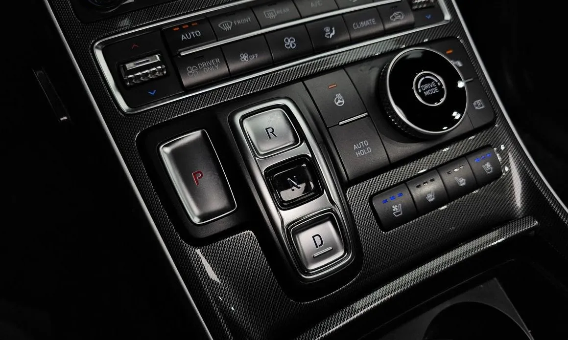 Hyundai Santafe — фото 9