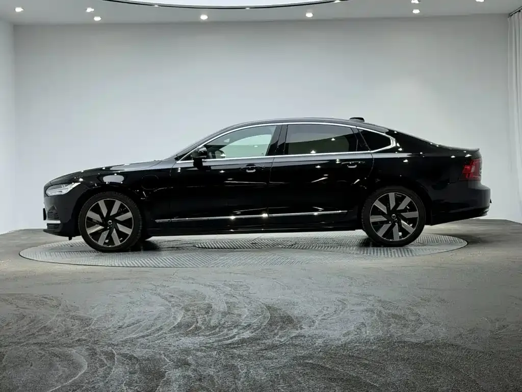 Volvo S90 PHEV — фото 6